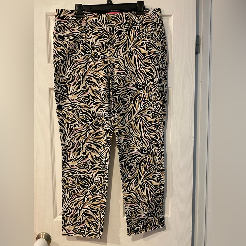 Lilly Pulitzer Kelly Pants “Can You Zee Me” print